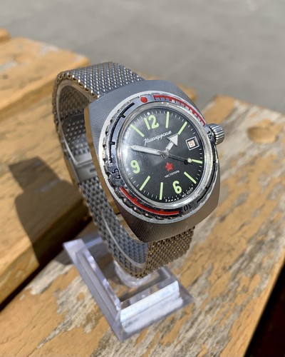 Vintage Soviet Watch Vostok Amphibia Made In USSR Mechanical Wristwatch 1980s - Picture 7 of 12