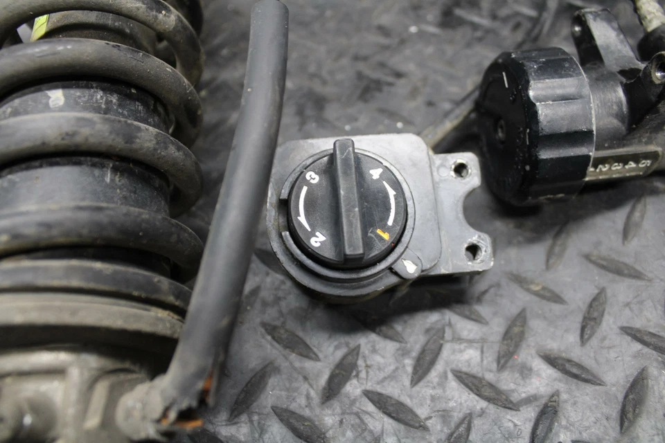 86 SUZUKI GS750ES REAR BACK SHOCK ABSORBER SUSPENSION BB233 - Image 3 of 4