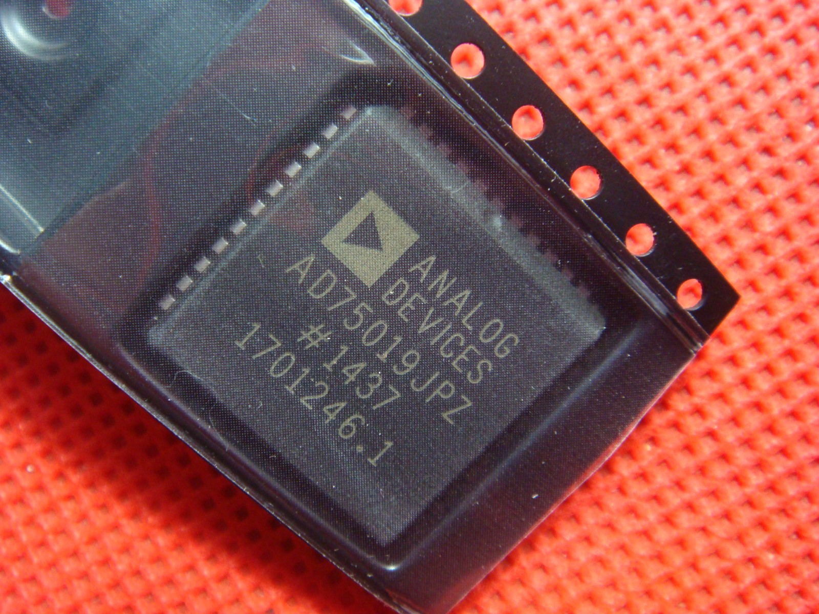 1PZ AD75019 AD75019JP AD75019JPZ - Foto 5