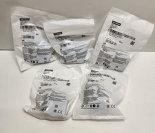 LOT OF 5 NEW OLD STOCK! SIEMENS PLASTIC 3-WAY BUTTON HOLDERS 3SU1500-0AA10-0AA0