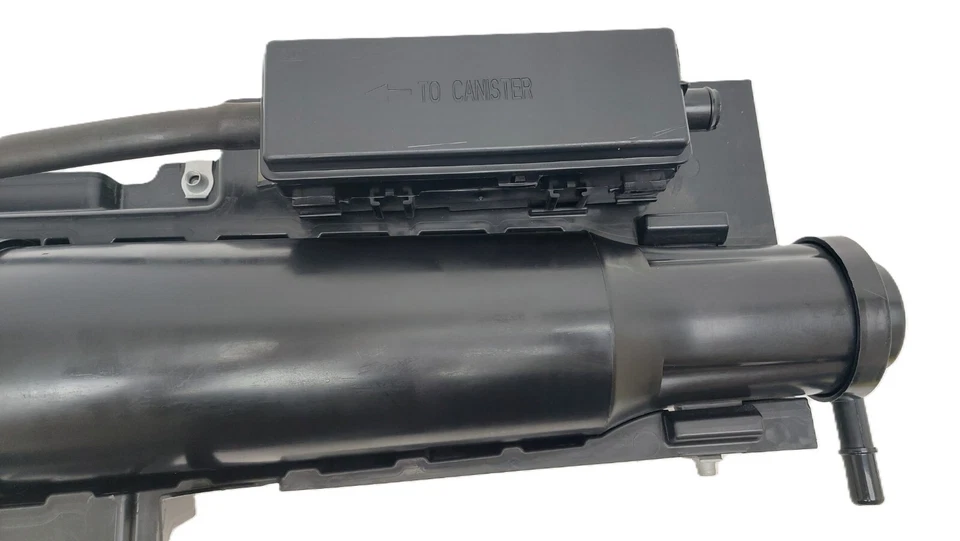 2005-2007 Ford F250 F350 Super Duty Canister Fuel Vapor Store 6C3Z-9D653-AB OEM - Image 3 of 4