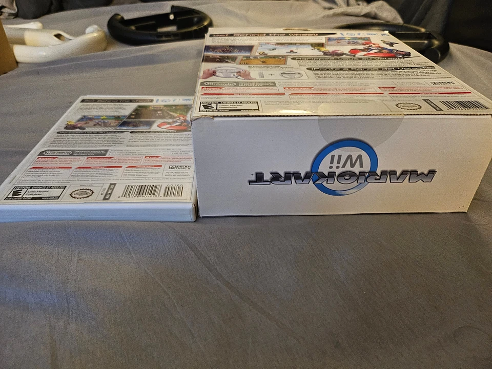 Mario Kart Wii Big Box CIB Bundle with 4 Wii Wheels - Complete in Box - Image 4 of 4