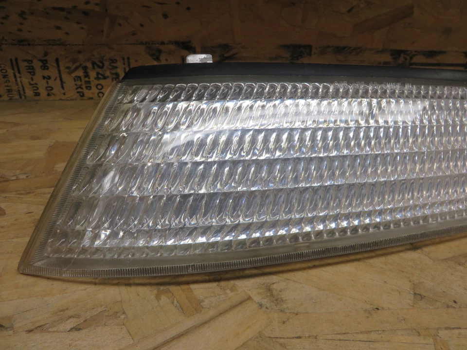 LUMINA APV 90 91 92 93 TRANS SPORT 90 91 92 93 SILUETA 90 92 LUZ ESQUINA LH Foto 2 de 4