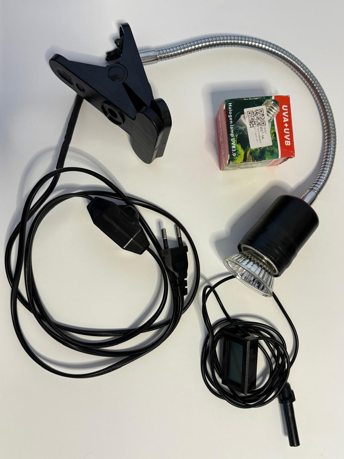 Kit Lampada Clip + 2 Lampadine UVA e UVB 3.0 + Termometro Digitale per Rettili