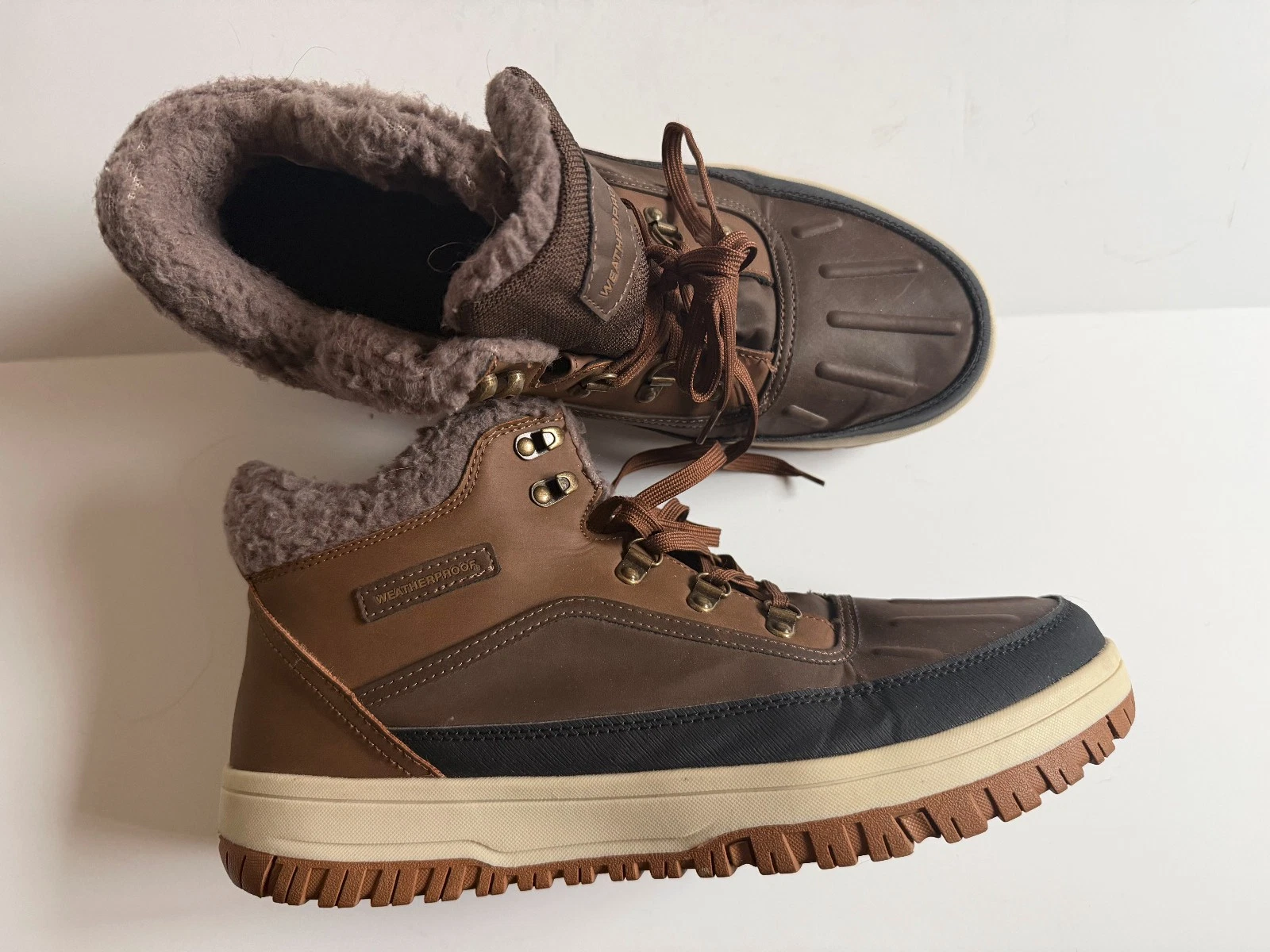 Weatherproof Men's Snow Shoes Size 13M