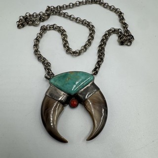 VINTAGE NAVAJO STERLING SILVER & TURQUOISE CORAL NECKLACE PENDANT 16" chain bear