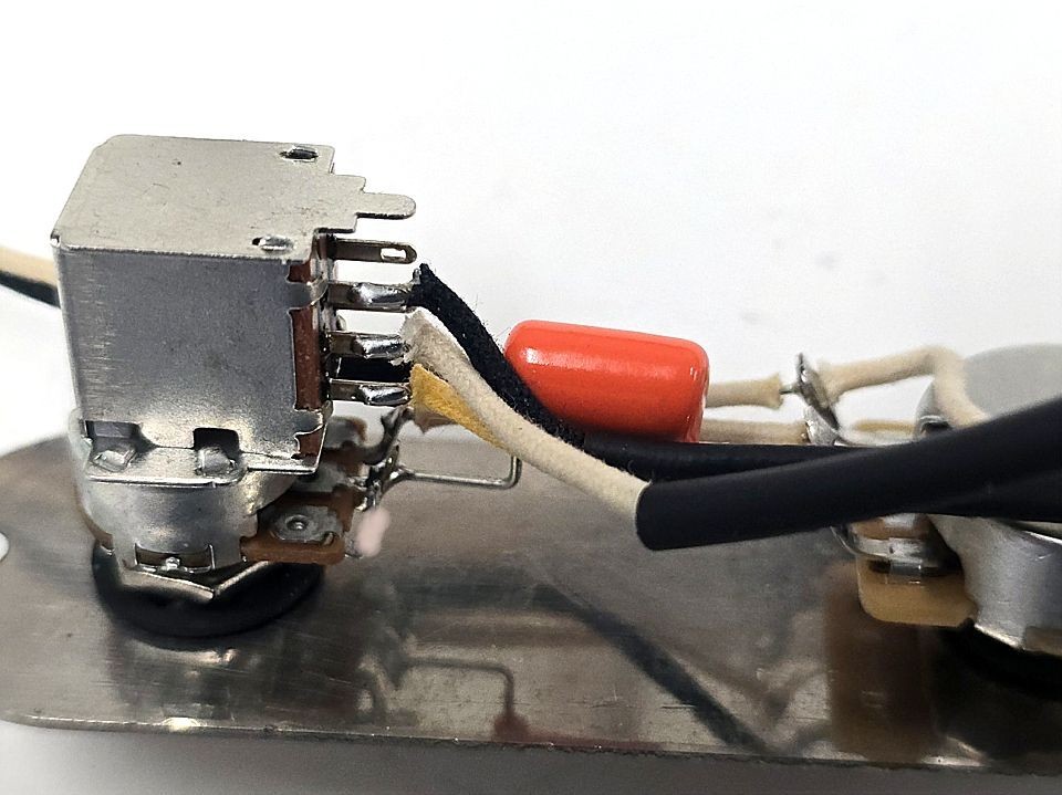 Chitarra Telecaster Personalizzata con 3 Pickup foto 3