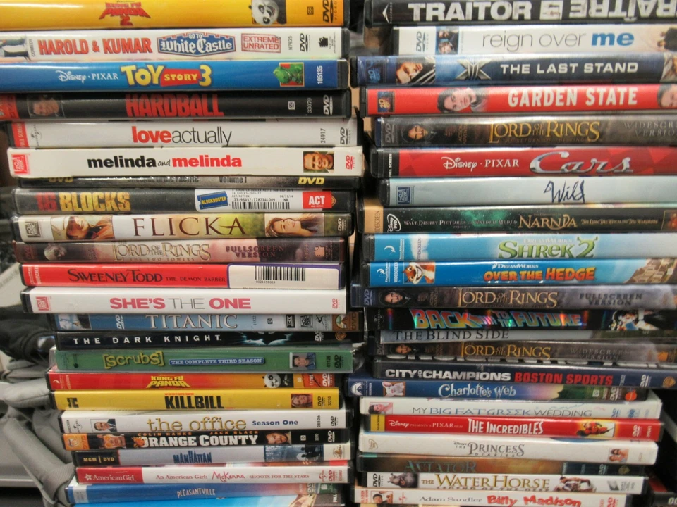 100 RANDOM DVD LOT, DRAMA, ACTION, KIDS, FAMILY, TV SHOWS, FITNESS, DISCS ONLY Foto 2 de 4