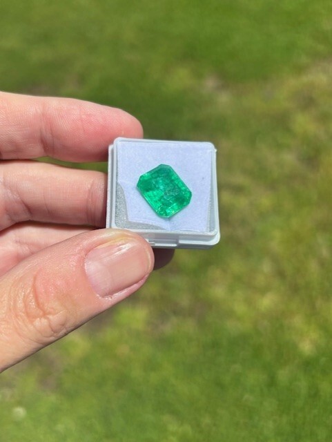 Natural certified Zambian Green Emerald TCW 7.62 Emerald Shape   Gemstone