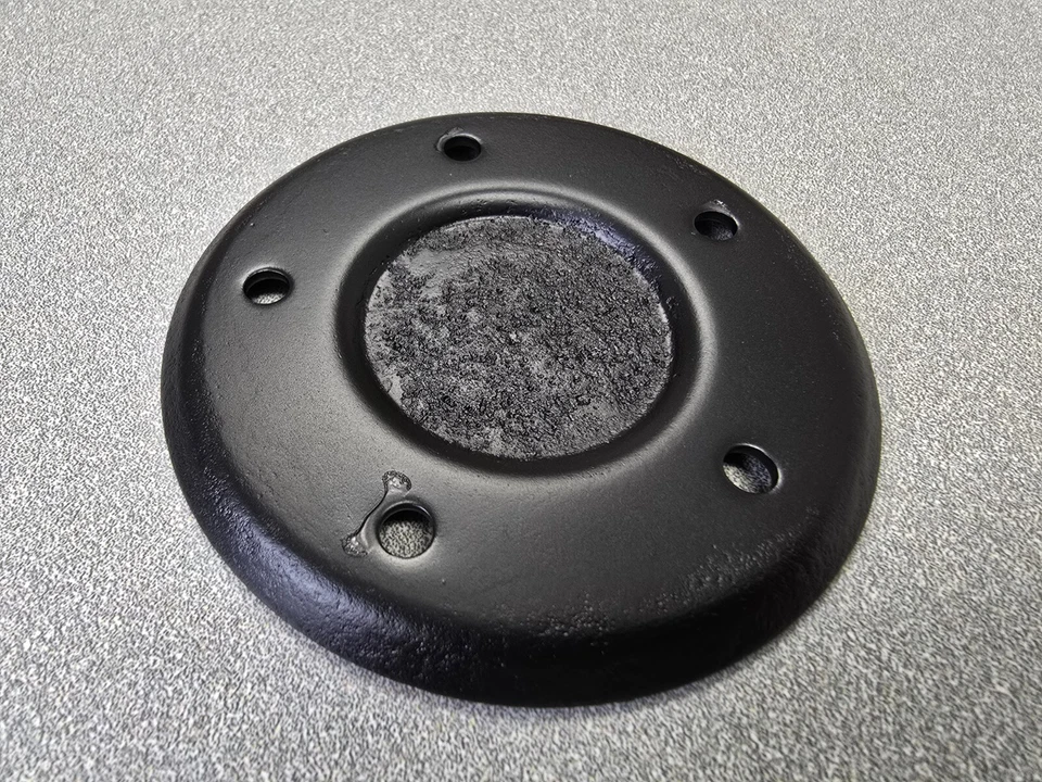 CUBIERTA DE INSPECCIÓN INFERIOR DEL TANQUE DE COMBUSTIBLE ORIGINAL USADA PORSCHE 924 #3 Foto 3 de 4