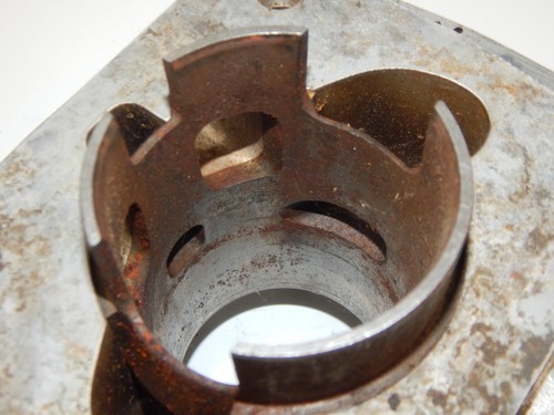 1970 CZ 250 FALTA MOTOR CYLINDER HEAD TOP END 980-13-311 980-13-315 BORE 70.75mm - Picture 17 of 19