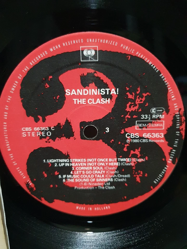TRIPLE LP 33T THE CLASH SANDINISTA!  EU 1980 PRESS PUNK ROCK EX- INSERT - Image 4 of 4