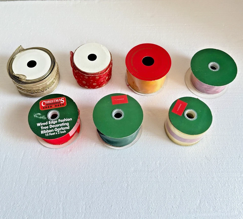 Vintage Spools Of Wire Edged Christmas Holiday Ribbon 7 Rolls 3 NOS Bow Making - Image 4 of 4