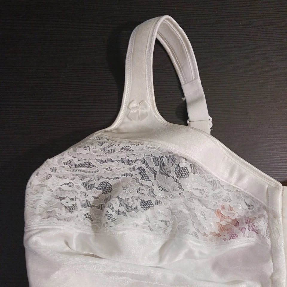 Sutiã Comfort Choice novo com etiquetas tamanho 54DD fácil realçador fechamento frontal branco - Imagem 3 de 4