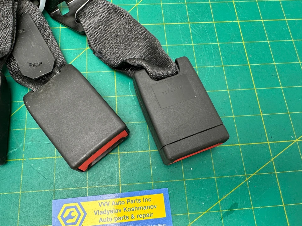 13-19 Cadillac XTS - JUEGO DE PESTILLOS RECEPTOR HEBILLA CINTURÓN DE SEGURIDAD TRASERO OEM Foto 4 de 4