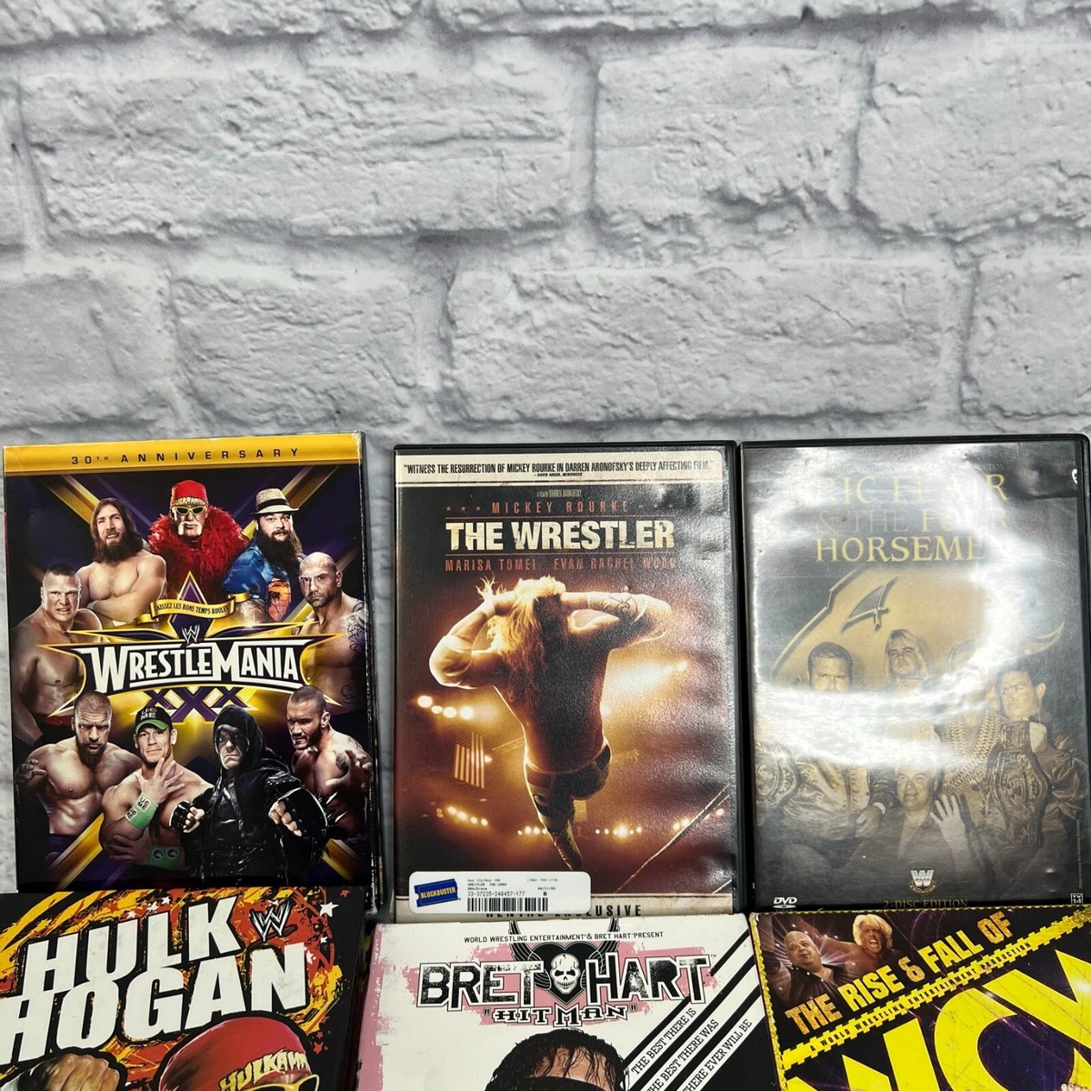 WWE DVD-BOX〈期間限定生産4枚組+TシャツHogan vs Rock〉 WrestleMania 18 Hollywood Hulk Hogan vs The Rock Picture T