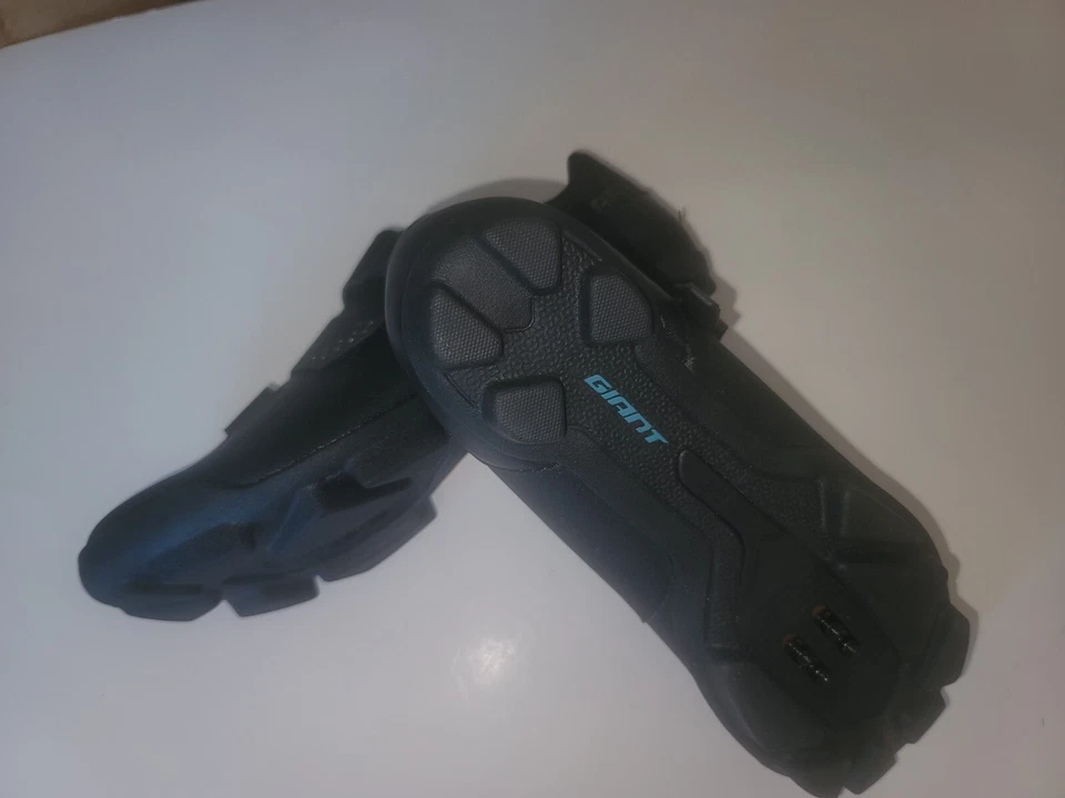 Giant Transmit Mountain Bike Shoes - Image 2 of 3
