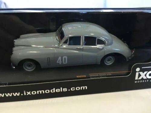Autos de rally Diecast IXO Jaguar