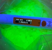 0.4 kg vaseline / uranium frosted glass raw for your DIY white-green color