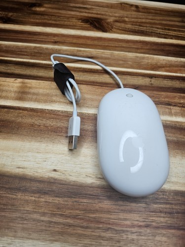 Genuine Apple Mighty A1152 Wire USB Optical Mouse, White