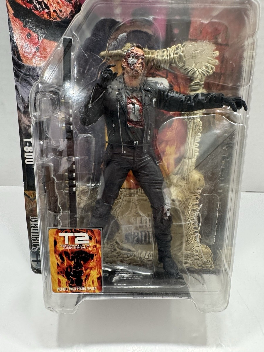 T-800 Terminator T2 Movie Maniacs 4 Action Figure 2001 Todd