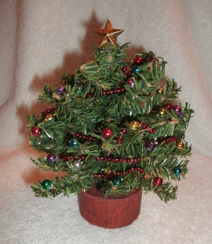 Mini artificial pine tabletop tree - 6"