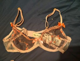 BNWT Agent Provocateur- Size 3/4 - Bunnie Trixie Bra & Garter