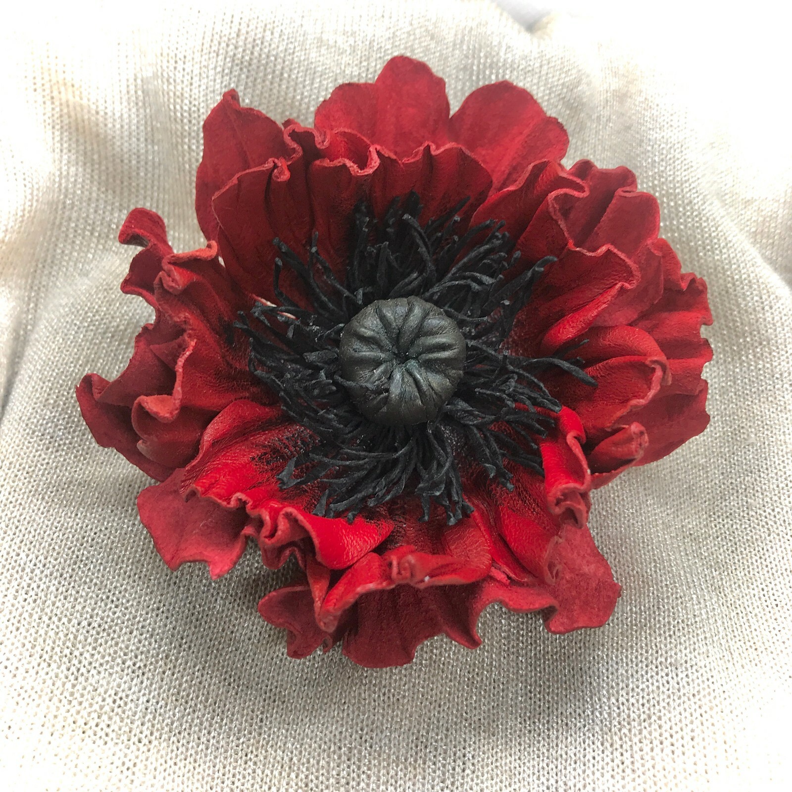 Broche Pivot en cuir véritable haut de gamme confectionnée à la main