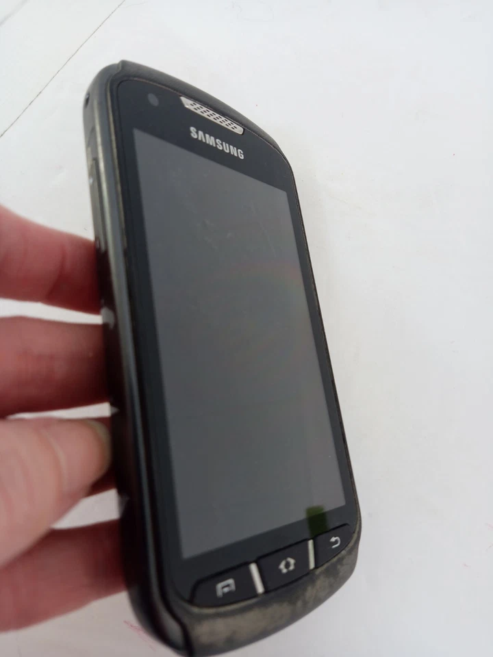 Samsung Galaxy GT-S7710L 4GB Unlocked GSM cell Phone black  - Image 2 of 4