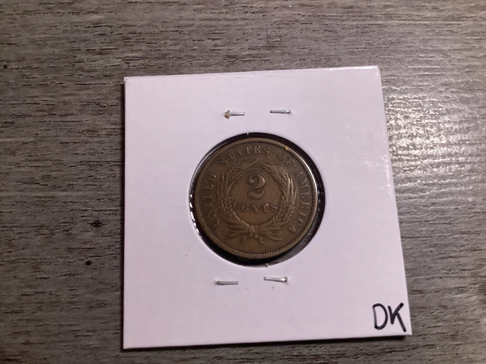 1867 Two Cent Piece in Extra Fine Condition US Copper Coin 060824 72dk - Image 2 of 4