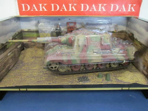 Modellini statici di veicoli militari Forces of Valor