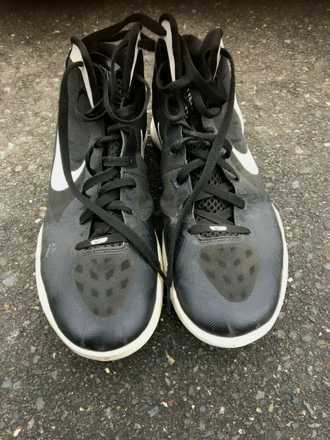 nike hyper dunks 2011 black and white