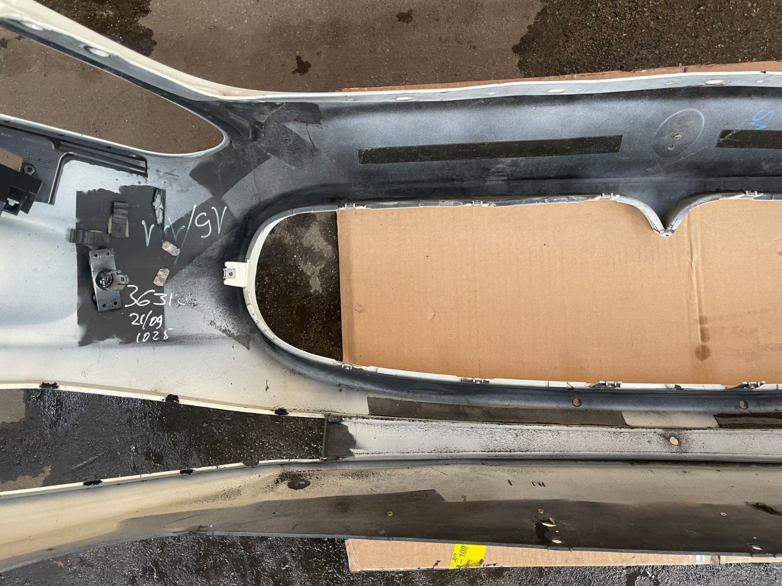 2008 - 2012 MASERATI GRANTURISMO FRONT BUMPER 80885700 OEM