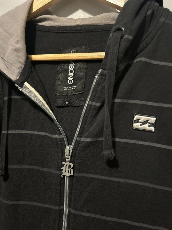 Chaqueta a Rayas Negras Y2K Billabong Cremallera Completa Mediana Grunge, Surf y Patín Foto 2 de 4