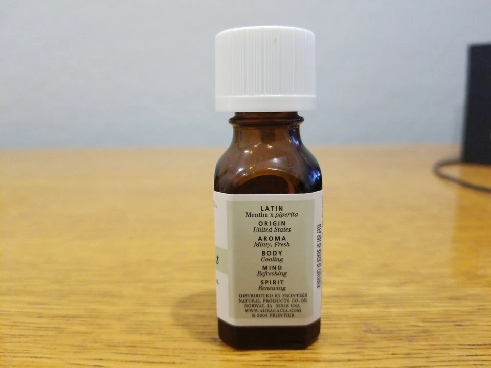 Aceite esencial Aura Cacia 100 % menta - 0,5 oz  Foto 2 de 4