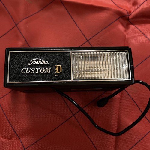 Toshiba TS-60 Strobe Flash Custom D for Film Camera, Used, Untested