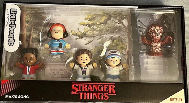 NEW Stranger Things Little People Max's Song Collector Set Fisher-Price Netflix