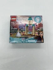 LEGO Disney Princess: Anna's Castle Courtyard (43198)