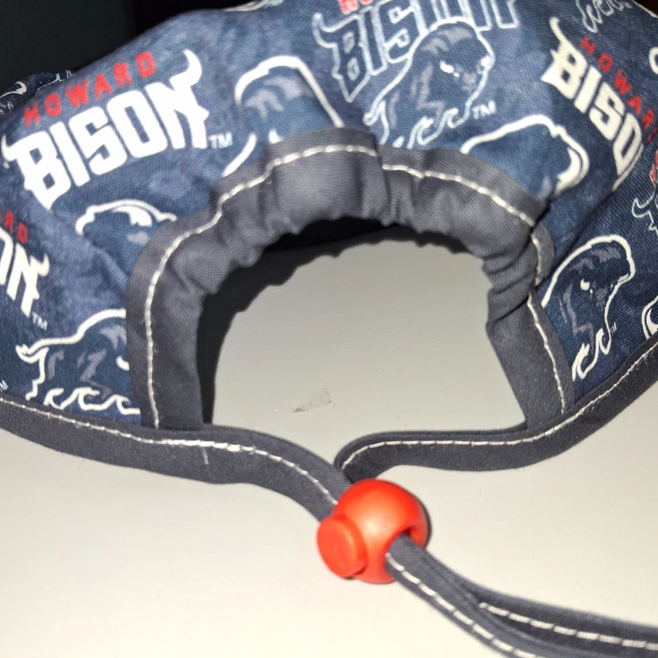 Gorras exfoliantes quirúrgicas ajustables de lujo Howard University Foto 2 de 3