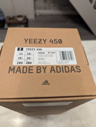 Taglia UK 10.5 Adidas Yeezy 450 Stone Grey nuove con etichette e scatola