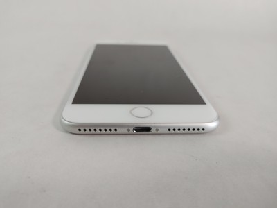 Apple iPhone 7 Plus シルバー 本体 Apple iPhone 7 Plus 128GB Silver