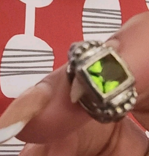 Picture 1 of 3