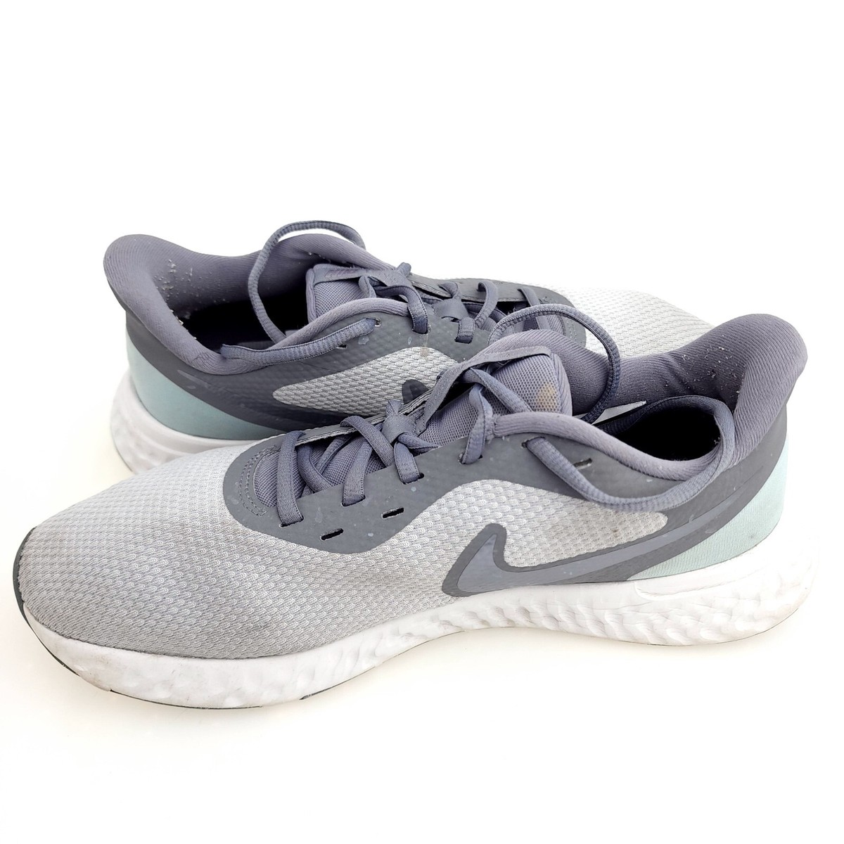 nike revolution 5 women's grey