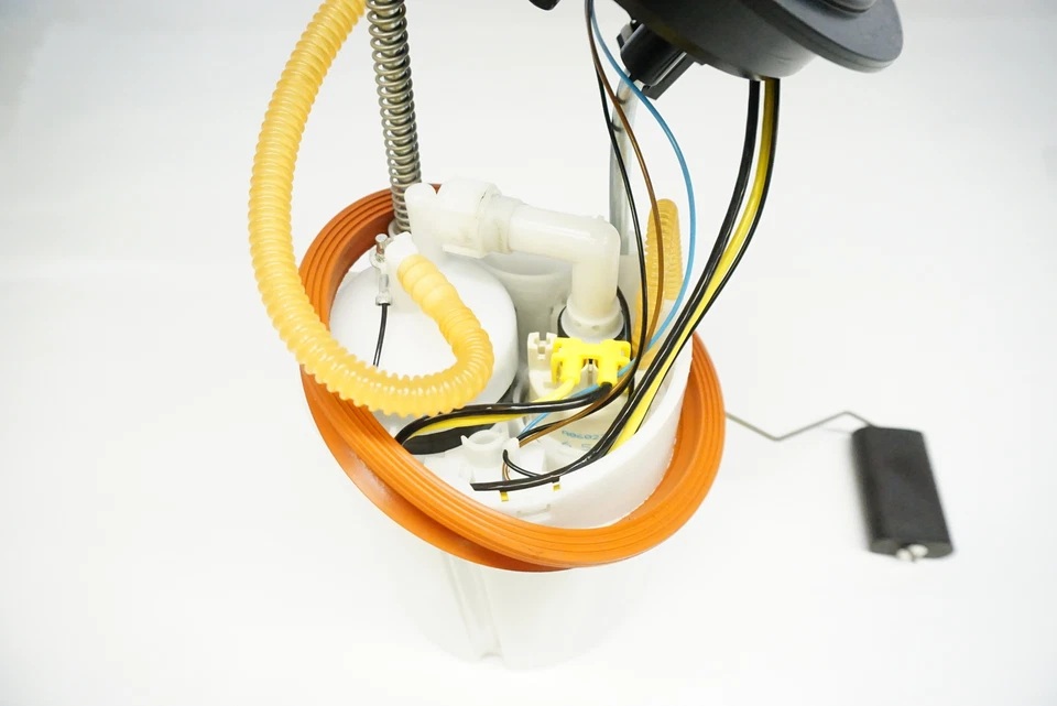 Bomba de combustible AUDI Q3 Quattro 19-23 en tanque 5QF-919-087-S Foto 4 de 4