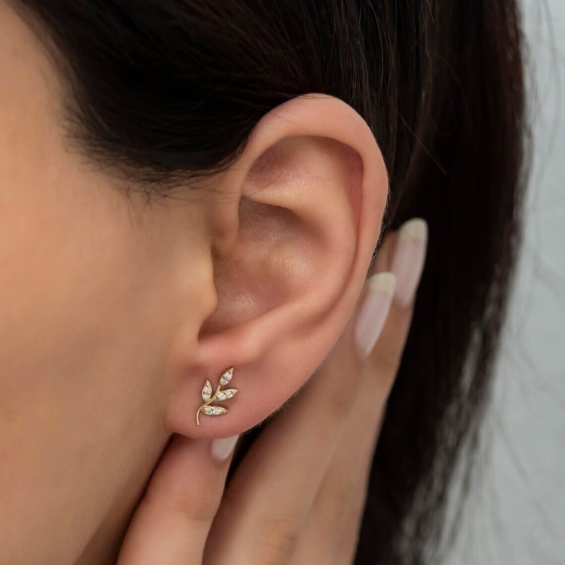 0.16CT Round Cut Lab Grown Diamond Women's 14K Yellow Gold Leaf Stud Earrings