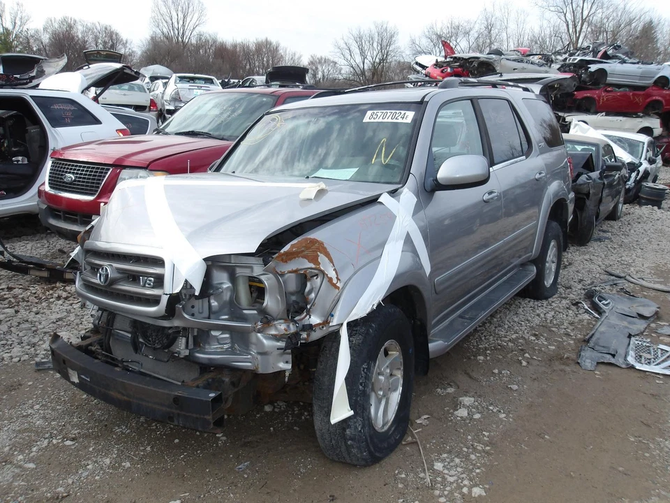 Medidor de velocímetro usado se adapta a: Toyota Sequoia Cluster MPH 2003 4x4 con control de deslizamiento Foto 2 de 4