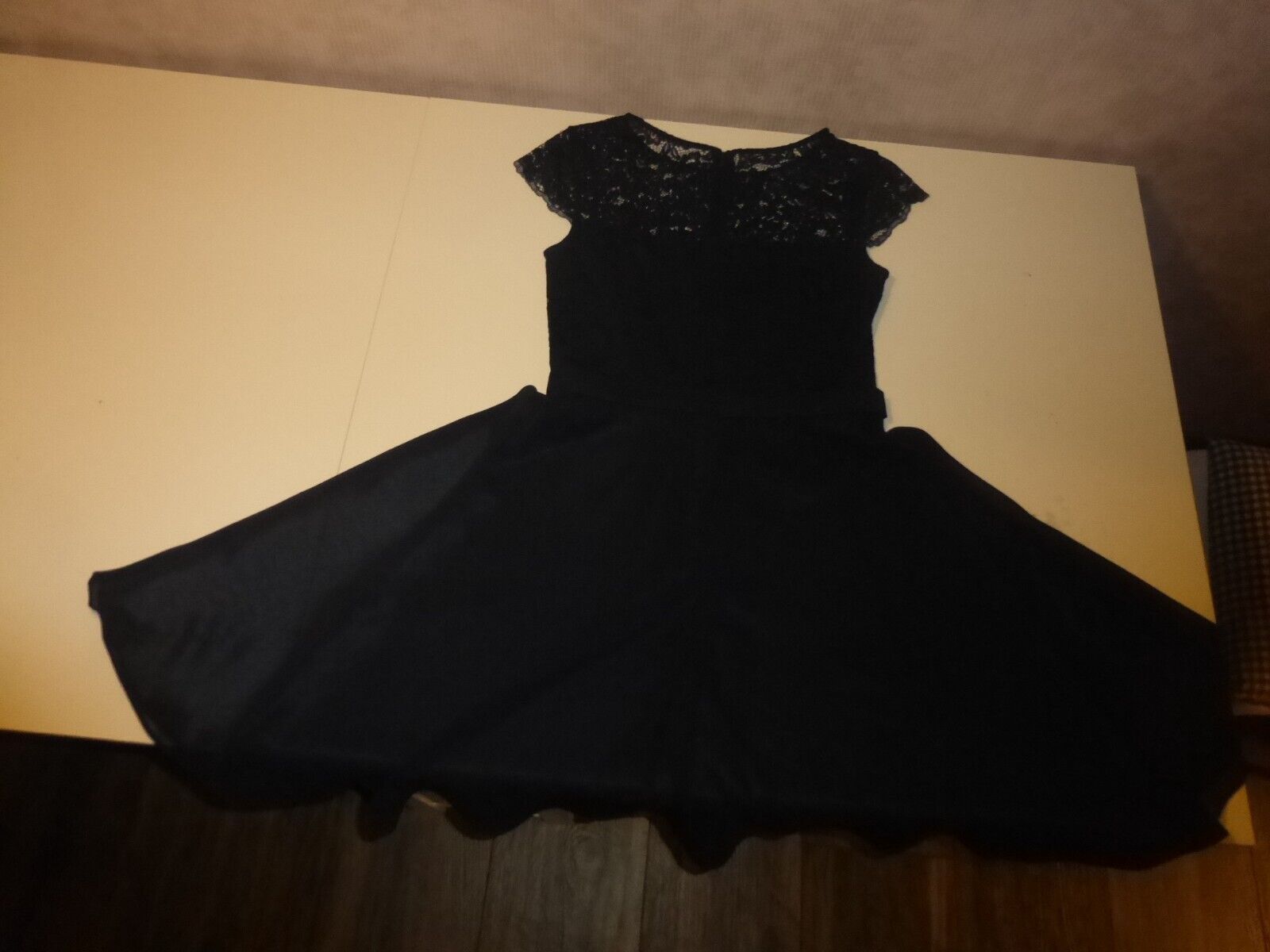 Bild 2 von 8