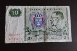 SWEDEN 1963 76 ISSUE 10 KRONOR 1990 B035880 P52e VERY FINE