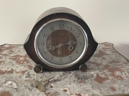 Reloj de mesa vintage Smiths Enfield roble manto con llave, funcionando - hecho en Inglaterra - Imagen 2 de 9
