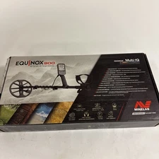 Minelab Equinox 900 Metal Detector 3720-0006 and Minelab Pro-Find 40 Pinpointer